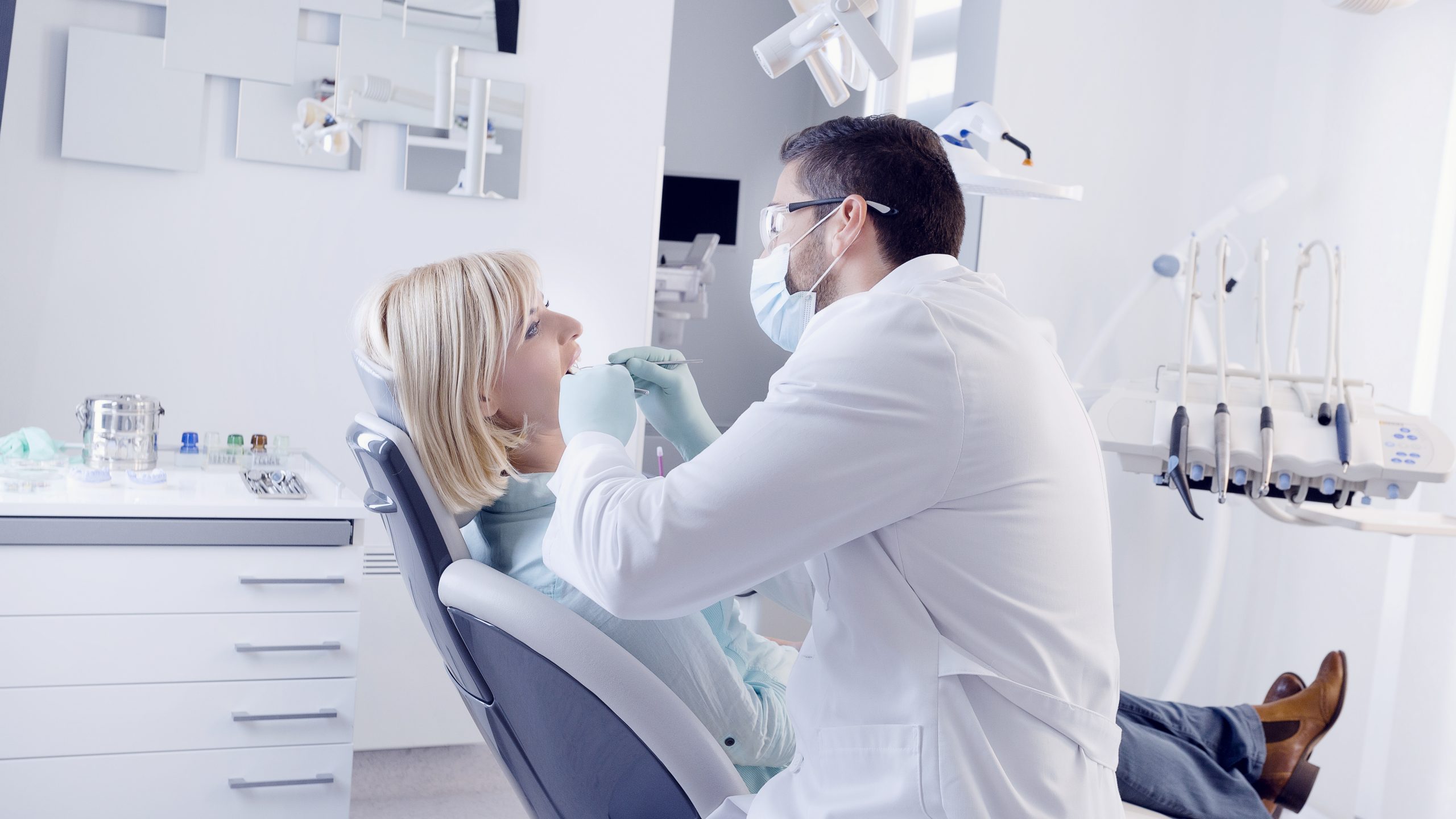 Dentist in Folcroft, PA